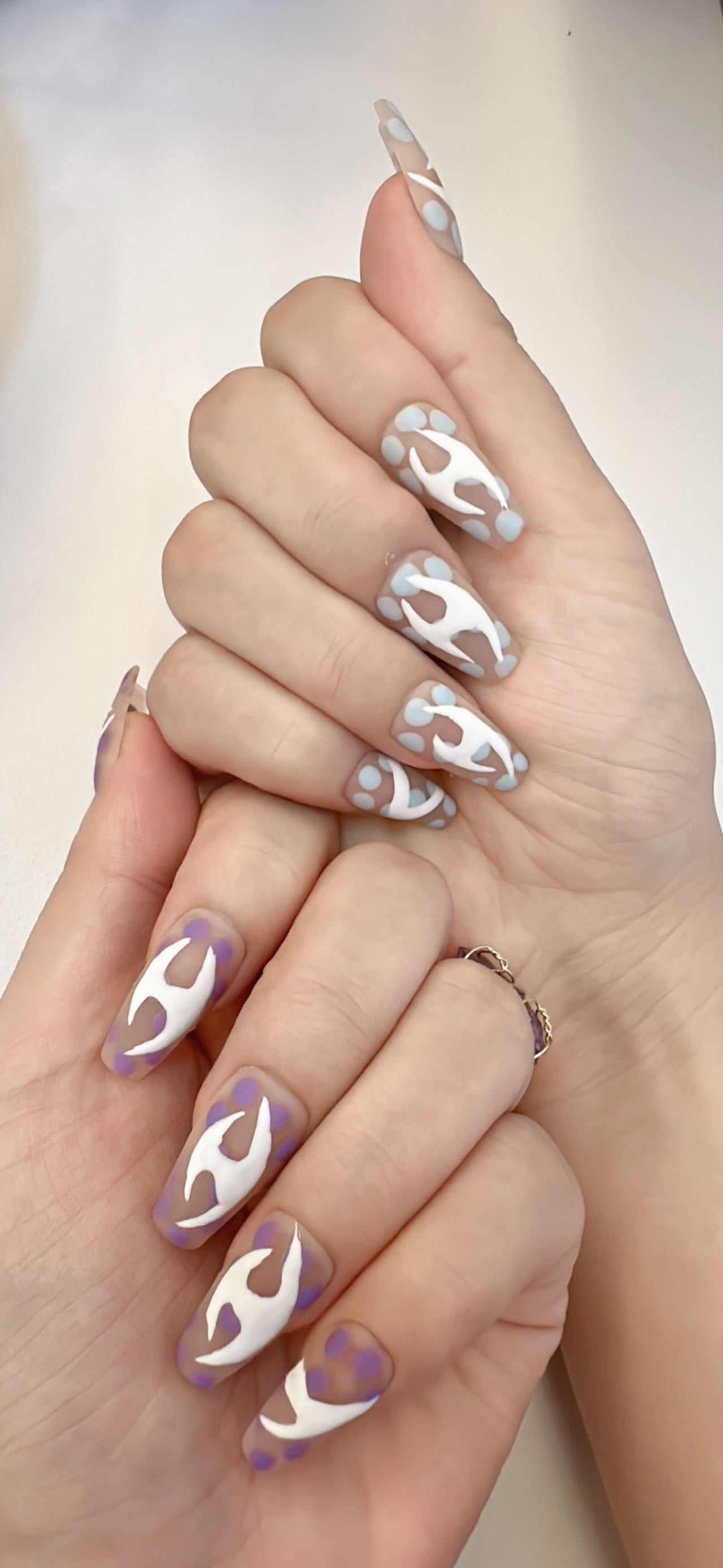 Dual-Tone Totem Long Stiletto Nails Handmade Press-On Set | Playful Purple and Blue Base Colors with White Totem Patterns