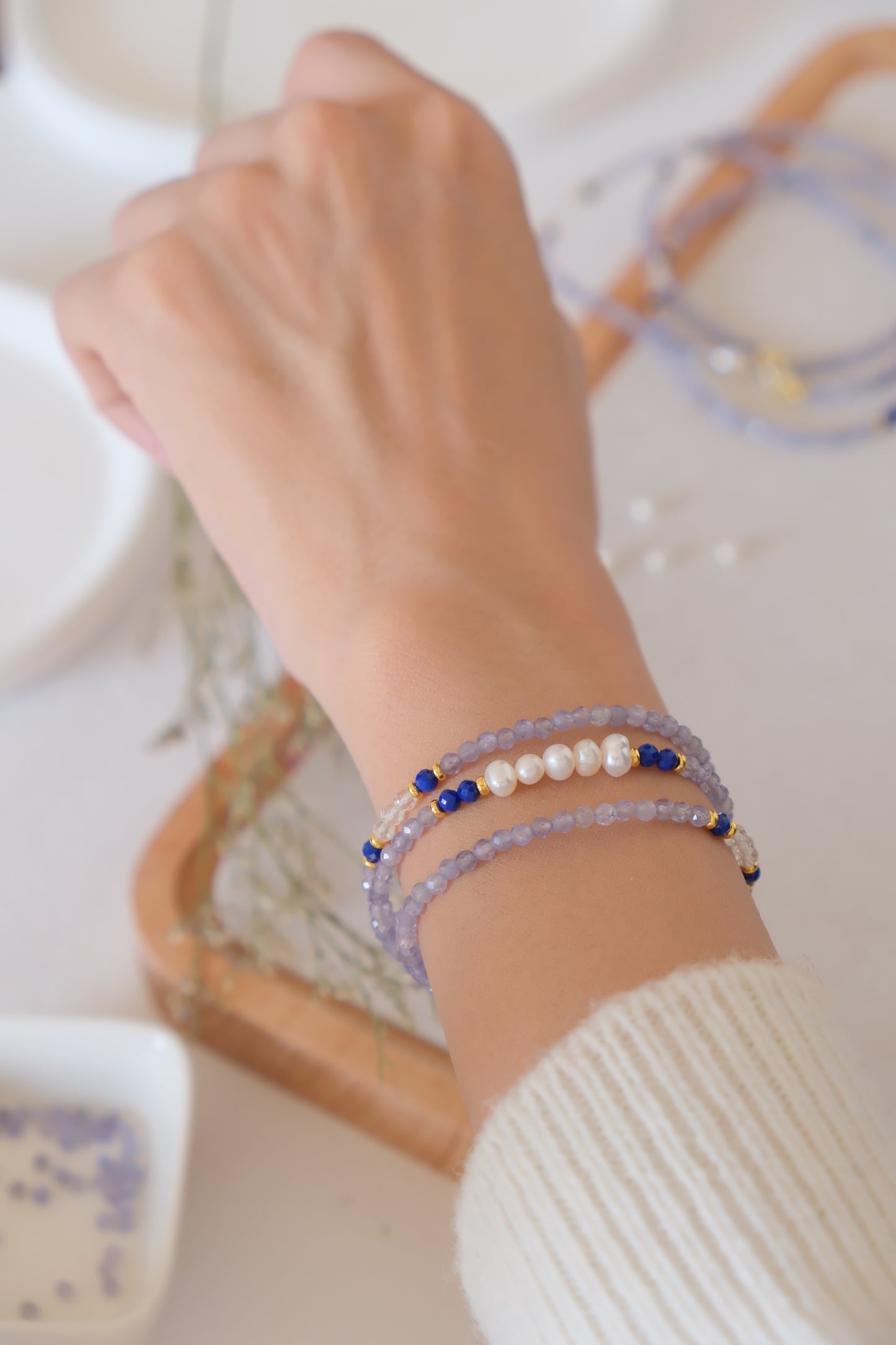 Tanzanite &Blue Crystal Pearl Bracelet – Oceanic Harmony