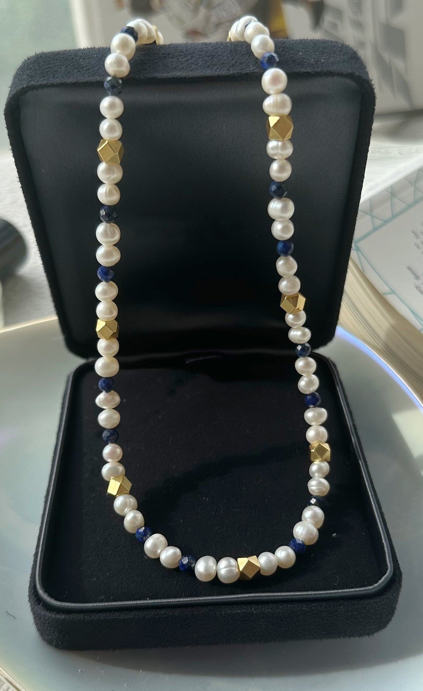 Oceanic Elegance: Handmade Pearl Necklace